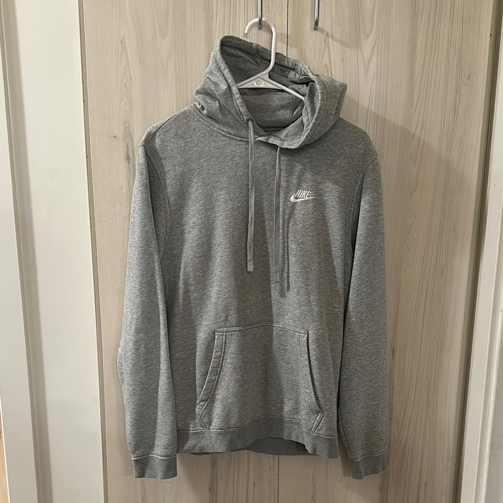 Nike Men's Gray Hoodie